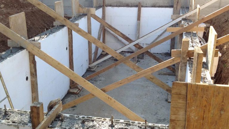 Piscine prefabbricate in casseri