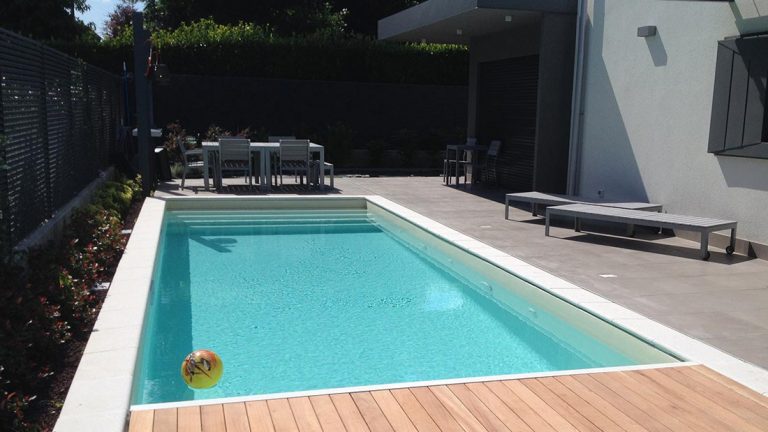 Piscine prefabbricate in casseri
