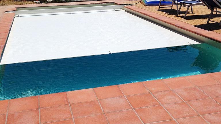 Piscine prefabbricate in casseri