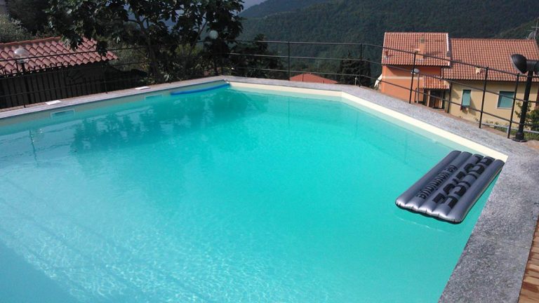 Piscine prefabbricate in casseri