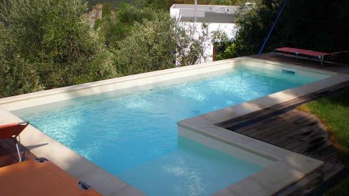 Piscina in casseri con rivestimento in PVC
